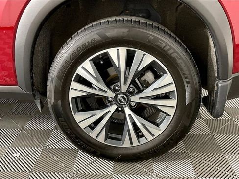 Used 2023 Nissan Rogue SV image 11