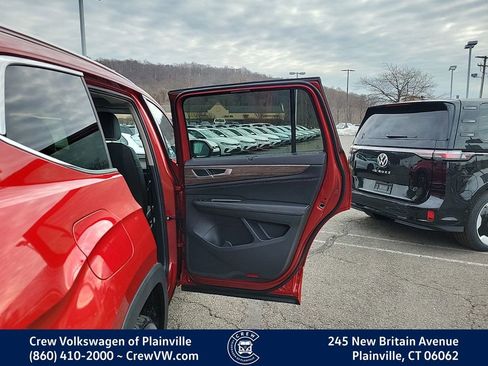 New 2025 Volkswagen Atlas SEL Premium R-Line image 45