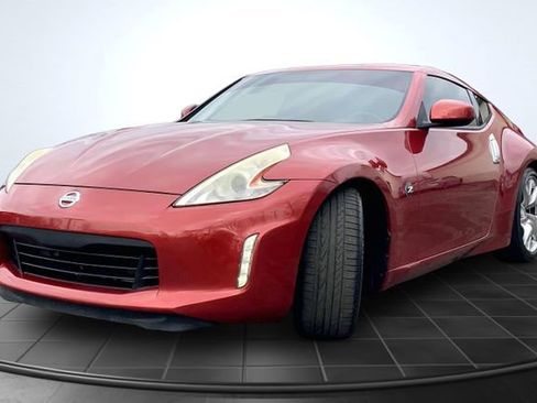 Used 2014 Nissan 370Z Coupe w/ Sport Package image 4