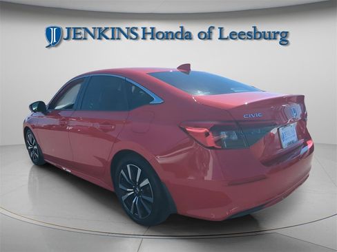 Used 2022 Honda Civic EX image 6