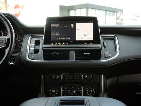 Used 2021 Chevrolet Tahoe RST w/ Luxury Package image 28