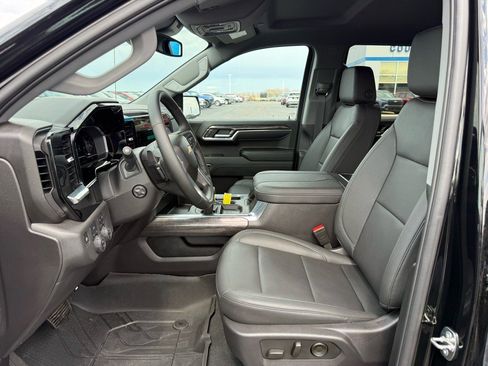 Used 2024 Chevrolet Silverado 1500 LTZ w/ LTZ Convenience Package II image 13