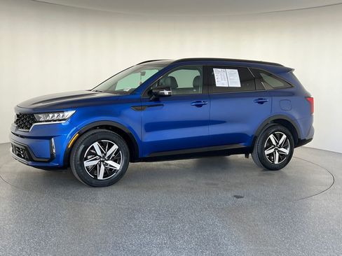 Used 2021 Kia Sorento EX w/ Panoramic Sunroof Package image 9