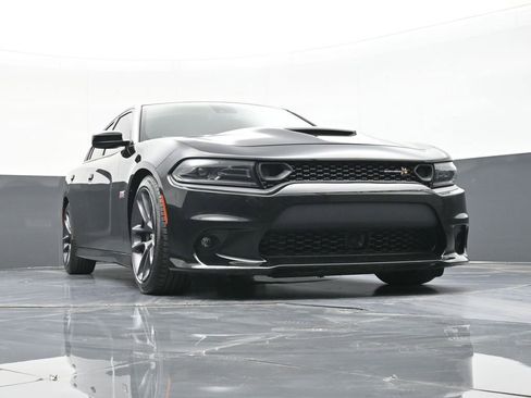 Used 2023 Dodge Charger Scat Pack w/ Technology Group RWD image 43