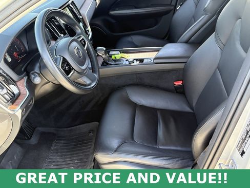 Used 2021 Volvo S60 T5 Momentum w/ Climate Package image 27