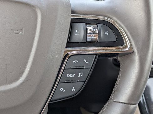 Certified 2023 Lincoln Nautilus Reserve w/ Equipment Group 202A image 28