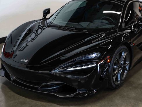 Used 2019 McLaren 720S RWD image 26