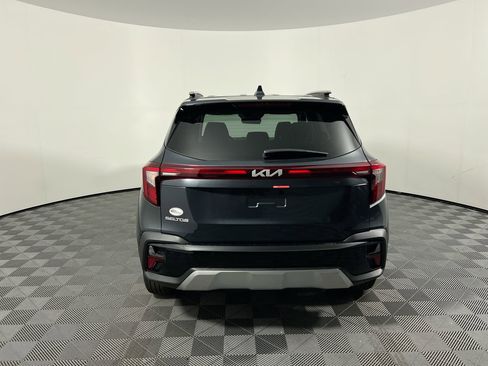 New 2026 Kia Seltos EX FWD image 4
