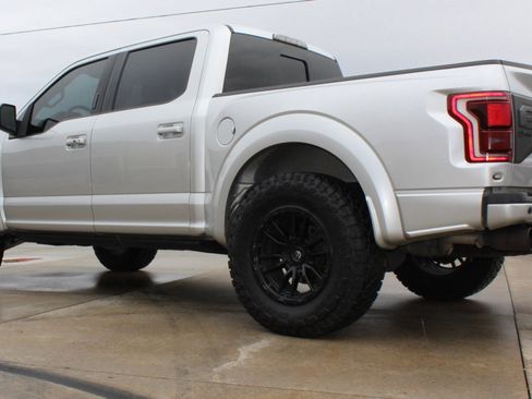 Used 2019 Ford F150 Raptor w/ Equipment Group 802A Luxury image 33
