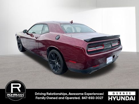 Used 2018 Dodge Challenger SXT Plus image 6