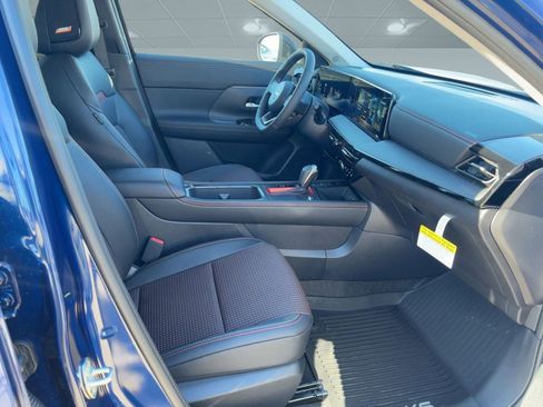 New 2026 Nissan Kicks SR w/ SR Premium Package AWD/4WD image 29