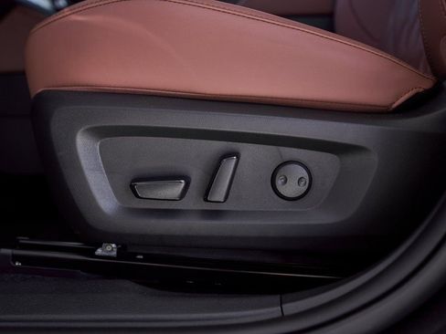 Used 2025 Mitsubishi Outlander SEL image 21