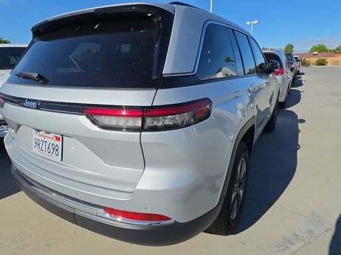 Used 2024 Jeep Grand Cherokee Limited 4xe image 4