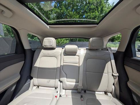 Used 2024 Lincoln Corsair Grand Touring w/ Equipment Group 301A AWD/4WD image 17