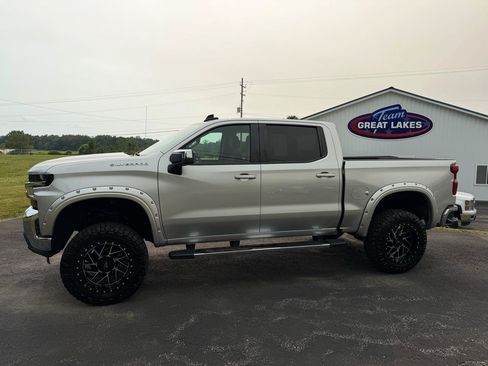 Used 2019 Chevrolet Silverado 1500 LT AWD/4WD image 8