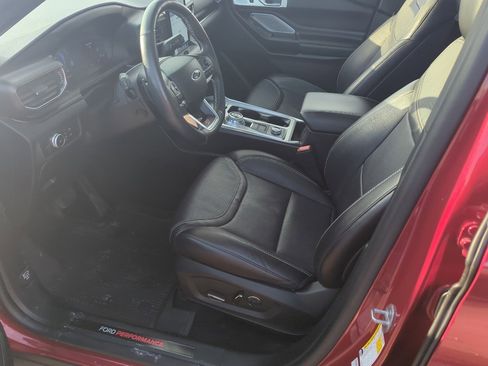 Used 2020 Ford Explorer ST w/ Premium Technology Package image 11