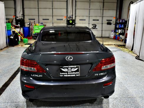 Used 2011 Lexus IS 250C image 26