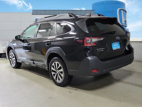 Used 2024 Subaru Outback Premium AWD/4WD image 7