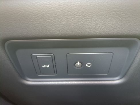 New 2026 Jaguar F-PACE R-Dynamic S image 26