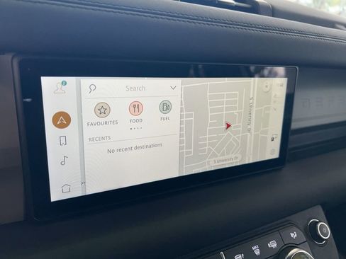 Used 2024 Land Rover Defender 110 S image 11