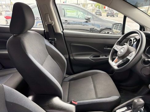 Used 2023 Nissan Versa SV w/ Trunk Package FWD image 11