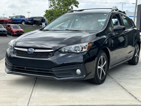Used 2023 Subaru Impreza Premium image 3