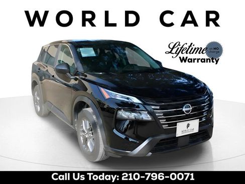 Used 2024 Nissan Rogue S image 1