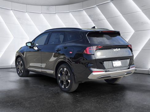 New 2026 Kia Sportage SX FWD image 4