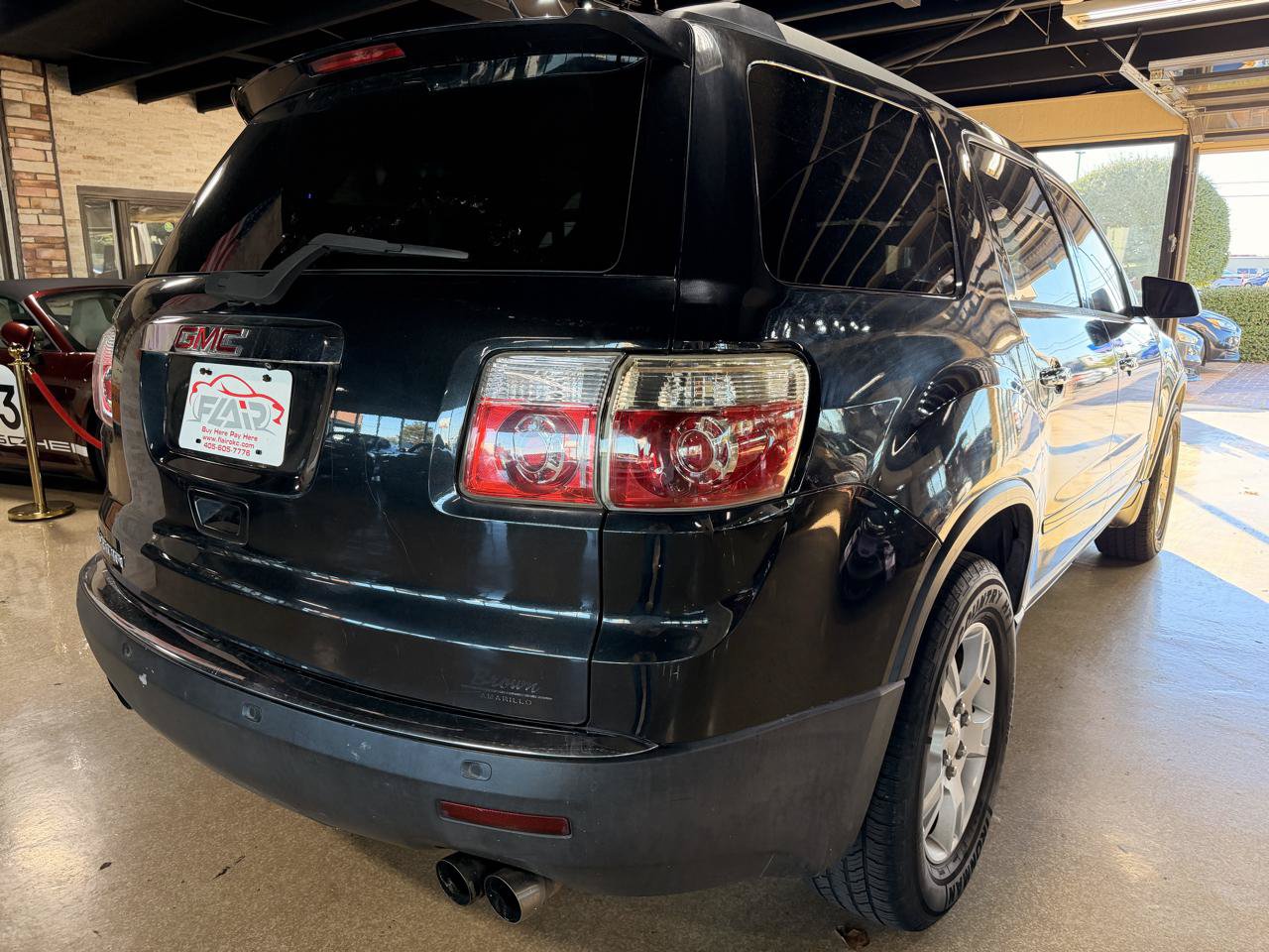 Used 2010 GMC Acadia SLE FWD image 6