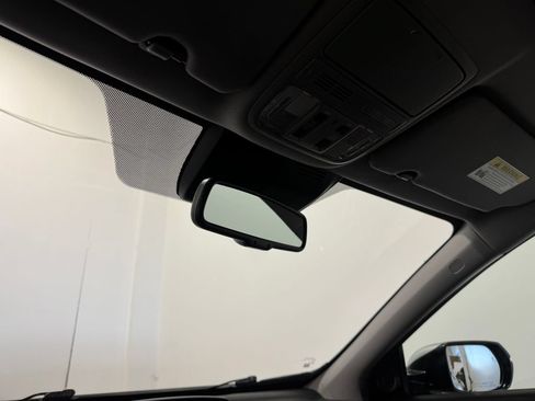 Used 2021 Honda CR-V Touring image 28