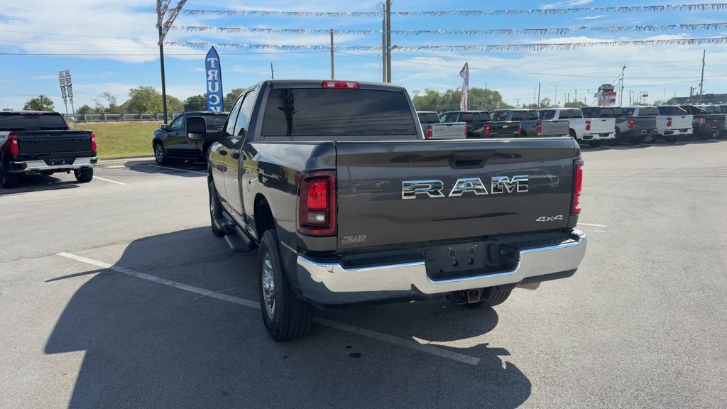 Used 2025 RAM 2500 Tradesman w/ Chrome Appearance Group AWD/4WD image 5