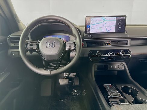 New 2026 Honda Pilot Sport image 27