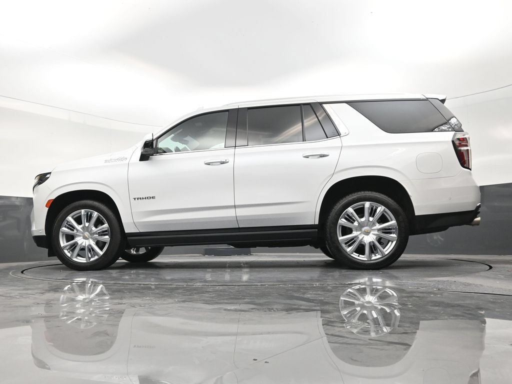 Used 2023 Chevrolet Tahoe High Country w/ Advanced Technology Package RWD image 21