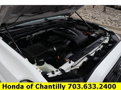 Used 2017 Toyota Tacoma SR w/ Tow Package image 28