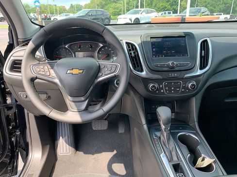 Certified 2023 Chevrolet Equinox LT AWD/4WD image 19