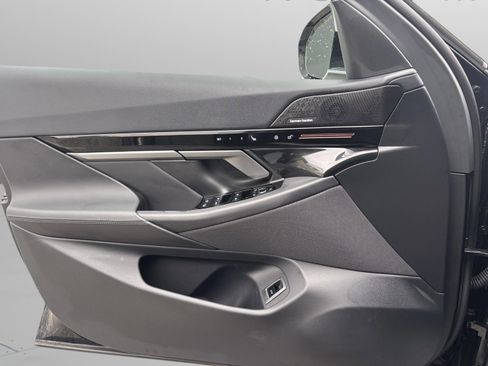 Used 2026 BMW 530i image 33