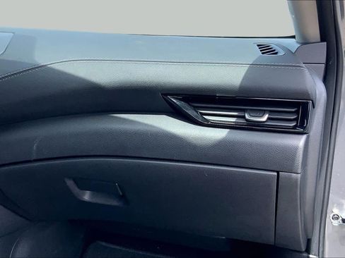 Used 2024 Nissan Sentra SV w/ All-Weather Package FWD image 18