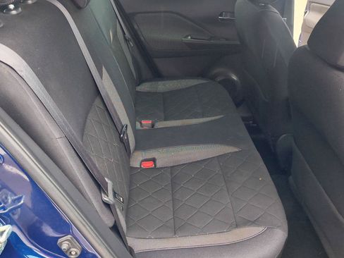 Used 2018 Nissan Kicks SV w/ Exterior Electronics Package FWD image 38