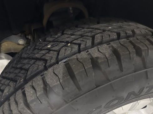 Used 2018 Chevrolet Silverado 1500 LT w/ All Star Edition image 38