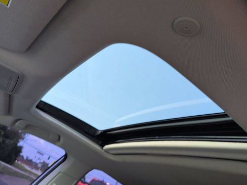 Used 2024 Honda Accord EX-L image 10