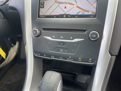 Used 2013 Ford Fusion SE image 27