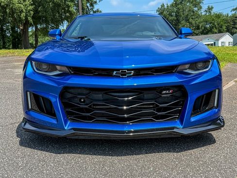 Used 2017 Chevrolet Camaro ZL1 RWD image 10