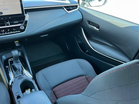 Certified 2025 Toyota Corolla SE w/ SE Premium Package FWD image 20