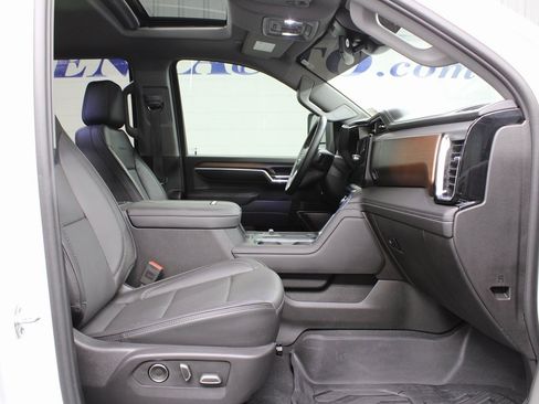 Used 2025 GMC Sierra 2500 Denali image 33