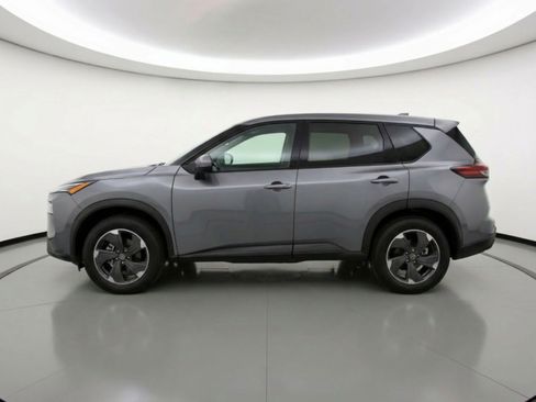 Used 2025 Nissan Rogue SV image 5