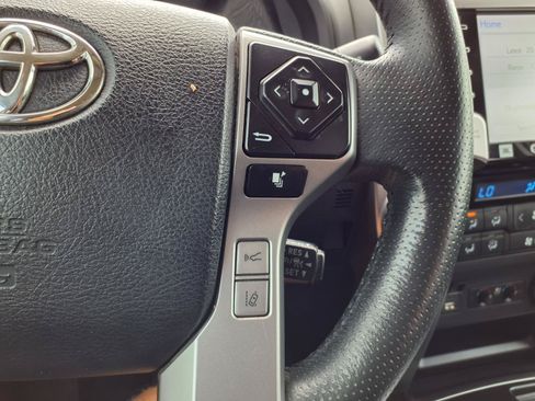 Used 2022 Toyota 4Runner Limited RWD image 17