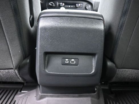 Used 2023 Nissan Frontier PRO-4X w/ Technology Package image 37