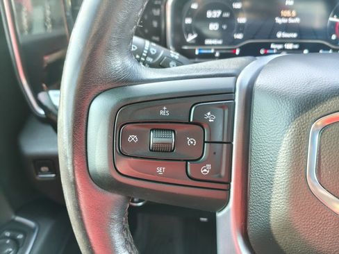 Used 2022 GMC Sierra 1500 Elevation w/ LPO, Elevation Black Package AWD/4WD image 24
