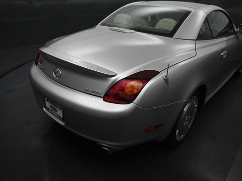 Used 2003 Lexus SC 430 Convertible RWD image 16