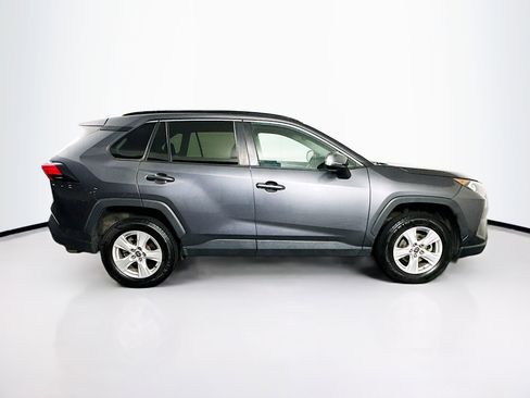 Used 2021 Toyota RAV4 XLE AWD/4WD image 10